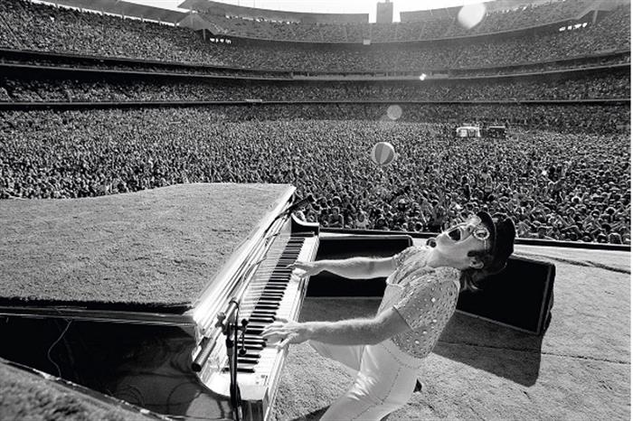 Elton John, Dodgers Stadium Los Angeles, 1975 