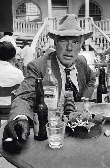 Lee Marvin on the set of Pocket Money  western 1971