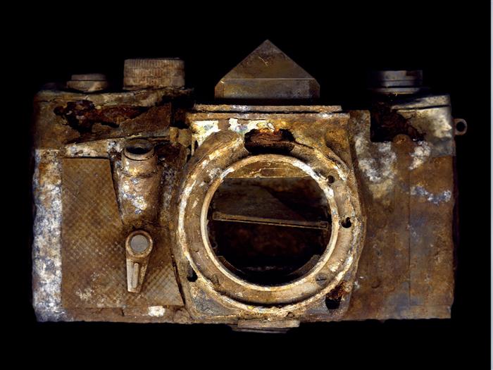 The Rust series  -Camera Front 