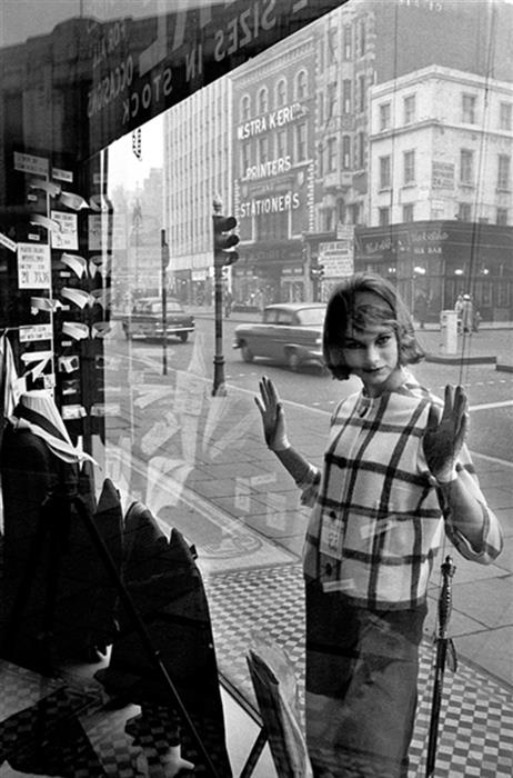 Jean Shrimpton  Edgware Road London for Vogue 