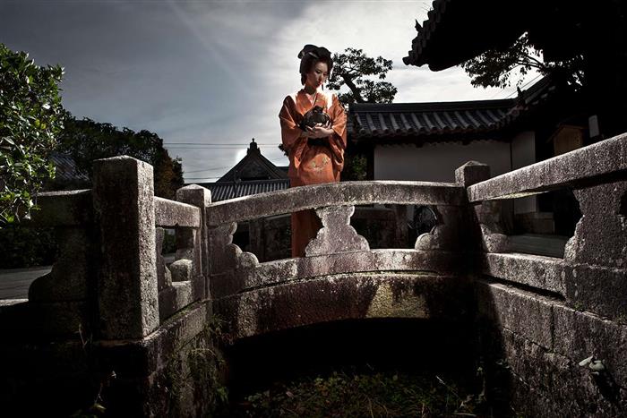 Japanese Garden  'Nihon Teien ' Bridge lady in Kimono 