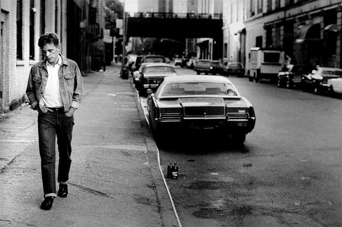 Kevin Cummins Photographer   shot this iconic image of Bernard Sumner in New York 