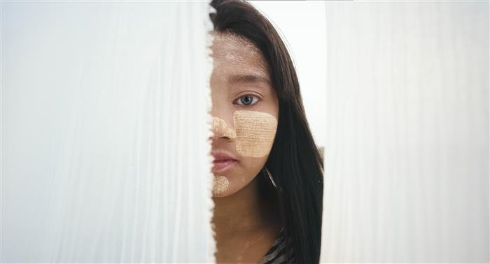 Noe Behind the Curtain ,Bagan Myanmar 